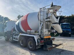 Mercedes-Benz Arocs 3240