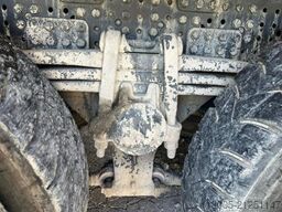 Mercedes-Benz Arocs 3240