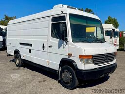 Mercedes-Benz Vario 812 D manual pomp, cooler THERMOKING