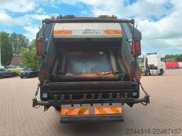 SCANIA P320 6X2-4