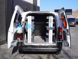 Opel Combo 1.5D 102PK L2 EURO 6 - Airco - Navi - Cru...