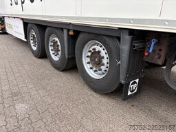Schmitz Cargobull Carrier Vector 1550 D+E SAF 2X Liftas 250B 265H