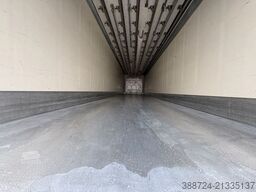 SCHMITZ CARGOBULL SKO 24*Thermoking*6 Rohrbahnen*ATP*Fleisch*TÜV*