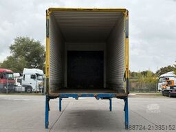 KRONE 3 STG*Wechselbrücke*BDF *Kleider*Textil