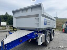 Maur Trailer