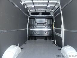 Volkswagen Crafter Kasten 35 2.0 TDI 4Motion LED/STHZ/ERGO