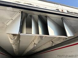 Schmitz Cargobull Isolated box, 260 height , 250 width, disc alu ...