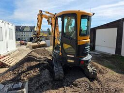 HYUNDAI Mobilbagger/ Kett Robex 30Z-9AK, div.Anbaugeräte