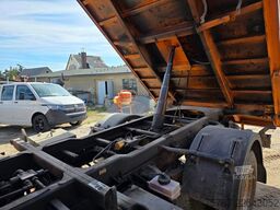 IVECO 75E15 3-S-Kippoer Meilöer mit Fassi F50 Kran