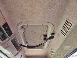 IVECO 75E15 3-S-Kippoer Meilöer mit Fassi F50 Kran