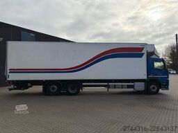 VOLVO FM330