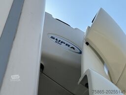 DAF CF 260 FA / Carrier Koeler - 30 gr / Chereau Fr...