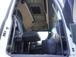 Mercedes-Benz Actros 2543 / NEW tow truck platform