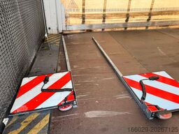 Wiese Gabelstaplertransporter Rampe Mega Lowline