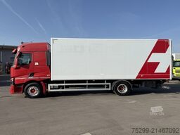 Renault Gamma T460 Koffer/HB / Swiss-Vehicle