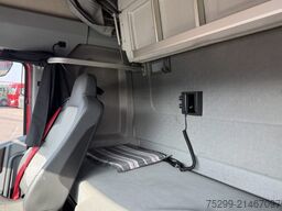 Renault T460 4x2 Plane/HB / Swiss-Vehicle