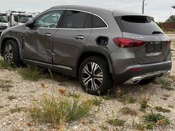 MERCEDES-BENZ GLA 200 d DCT