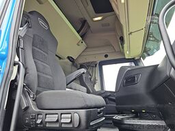 IVECO S-WAY AS440S48