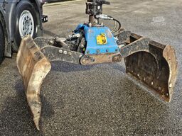 Scania P450 XT 8x4*4 / HIAB Z KRAAN + HAAKARM