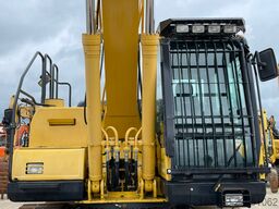 Komatsu PC240NLC-10