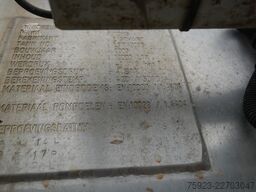 Mercedes-Benz AXOR 2728 6x2 vacuum suck and pressure tank 206...