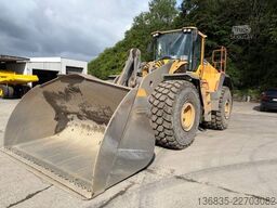 Volvo L 220 H