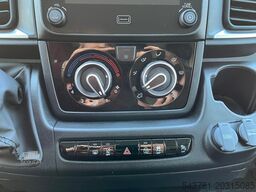 FIAT Ducato 33 L2H1 RüKa CarPlay 260Grad Türen DAB