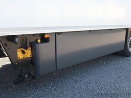 Schmitz SKO 24 Rohrbahn Thermo King SLXi 400