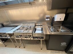 Mega Grillwagen, Imbissanhänger, Imbisswagen, Foodtruck