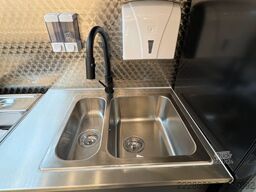 Mega Grillwagen, Imbissanhänger, Imbisswagen, Foodtruck