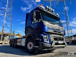 Volvo FMX540 8x4 Hook Truck.