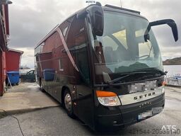 Setra S411 tour bus w/ 29+2+1 seats and winter tires. Lo