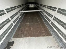 SCHMITZ CARGOBULL SCB *S3B Koffer Box Trailer 2x Liftachse Kamera