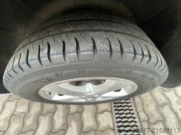 MERCEDES-BENZ Vito 116 L2 Klima 3-Sitze AHK 8-fach bereift