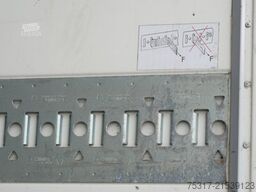 SCHMITZ CARGOBULL SKO 24/DOPPELSTOCK 33/66 / ZURRLEISTE / 2700 mm