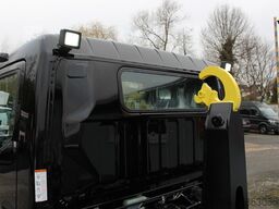 Fuso Canter FUSO 9C18  City Abrollkipper Hooklift Black Edition