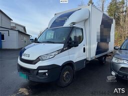 Iveco 35S16 Box truck w/ side door and lift