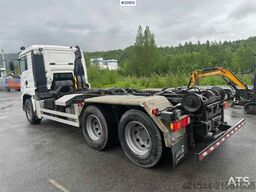 MAN TGA 26.480 6x4 Tandem Hook truck w/ 20 t/m hook an