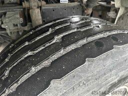 MAN TGA 26.480 6x4 Tandem Hook truck w/ 20 t/m hook an