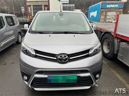 Toyota Proace Van – 2 Sets of Tires