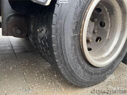 Ekeri box semi-trailer with full side opening and tail l