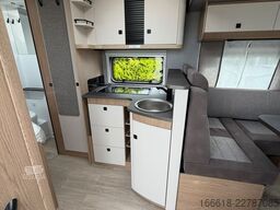 HOBBY ONTOUR T 700 FH Automatik, 140PS