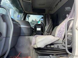 VOLVO FM 9 4X2 KEHRMASCHINE