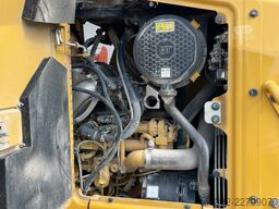 Caterpillar D2 LGP 12A | LEICA GPS