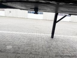 Kel-Berg 2 axle Link Curtain trailer / Link-Planenauflieger