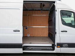 Mercedes-Benz Sprinter 317 CDI Kasten L3H2 Holz Navi Kamera