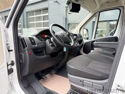 OPEL Movano Koffer Ladebordwand 3,5t L3