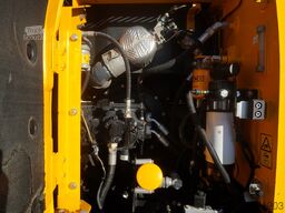 JCB JS 145LC crawler excavator / 4800 MTH