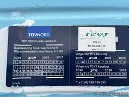 Potain IGO32 Tri/A Mobile self-erecting tower c