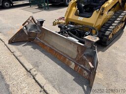 Caterpillar 259D SMART Angle DOZER BLADE (3D LASER PREP) + ...